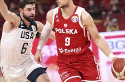 开云体育APP下载-波兰队完胜英格兰队，王皓扛起全队