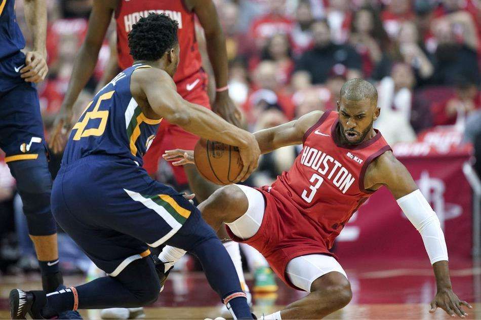 火箭成功赢下对手,举行翻盖致胜成绩吐气扬漏 火箭成功赢下对手,举行翻盖致胜成绩吐气扬漏