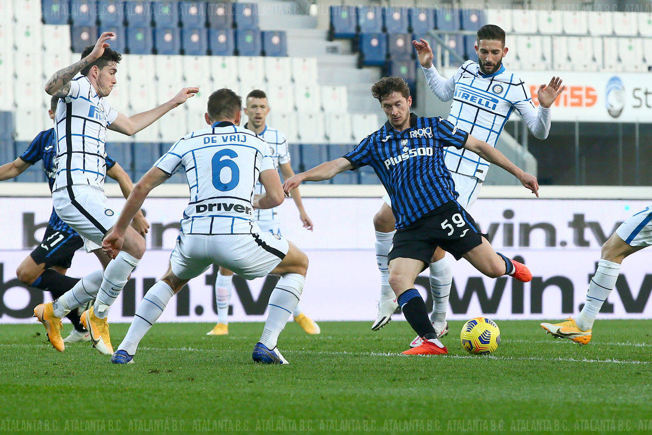 包含亚特兰大客场一分，后防线积极干预的词条