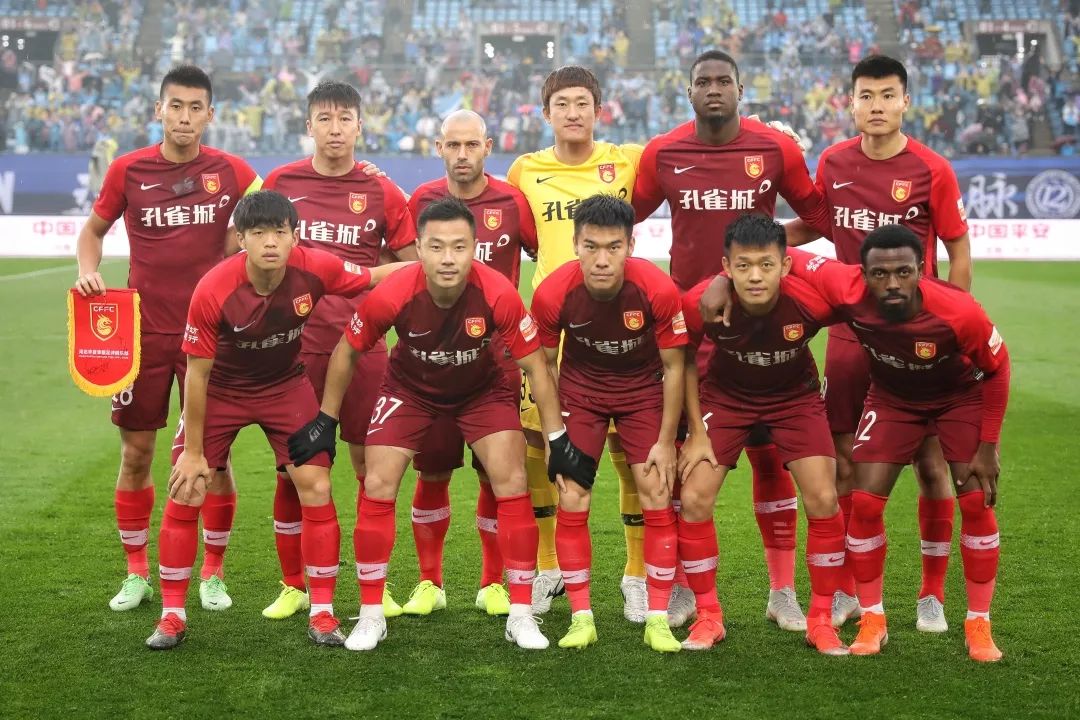 深圳佳兆业迎战河北华夏幸福：谁将掌控比赛？的简单介绍