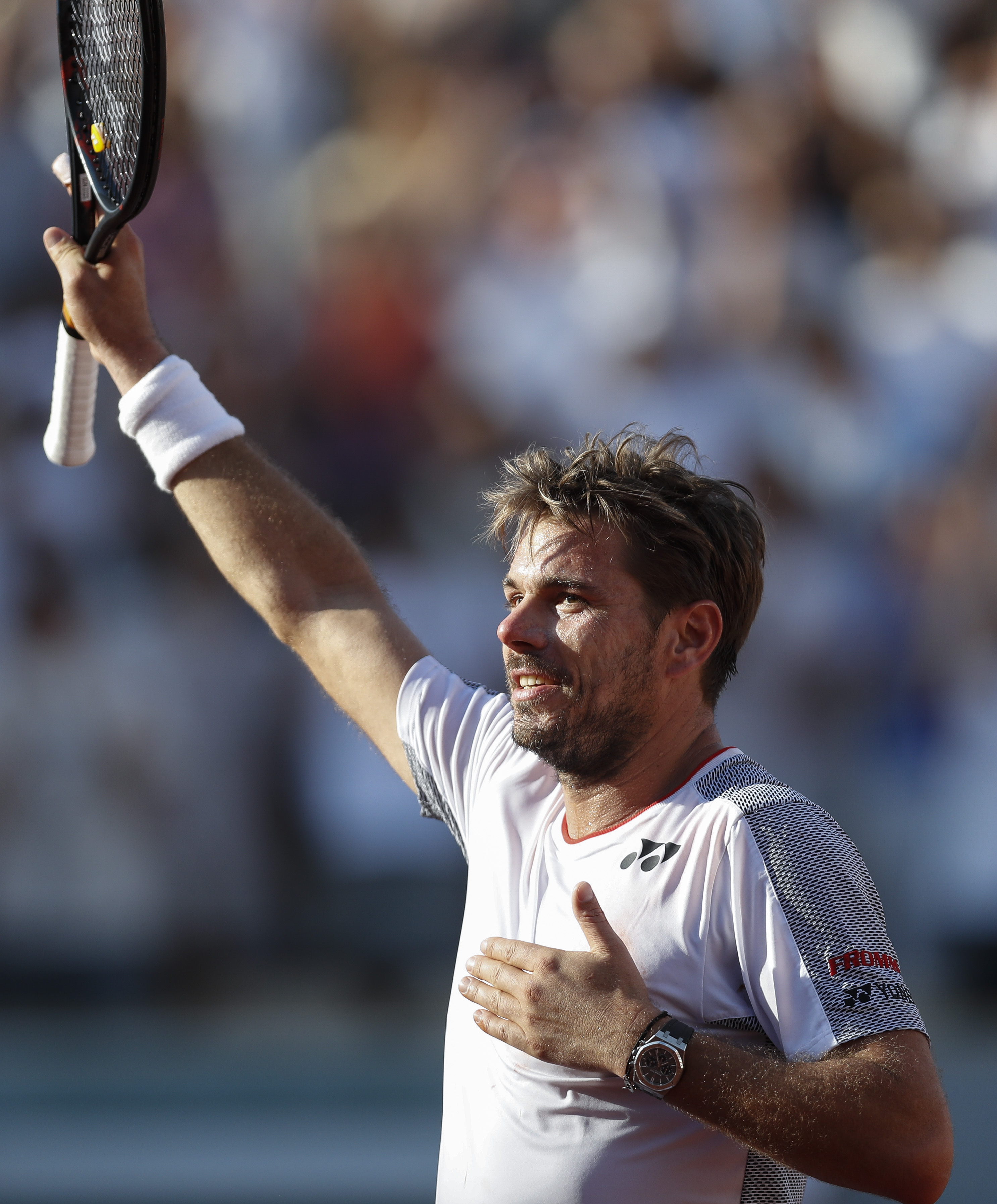 包含英国网球队强势意大利网球队，瓦林卡绝境逆转的词条