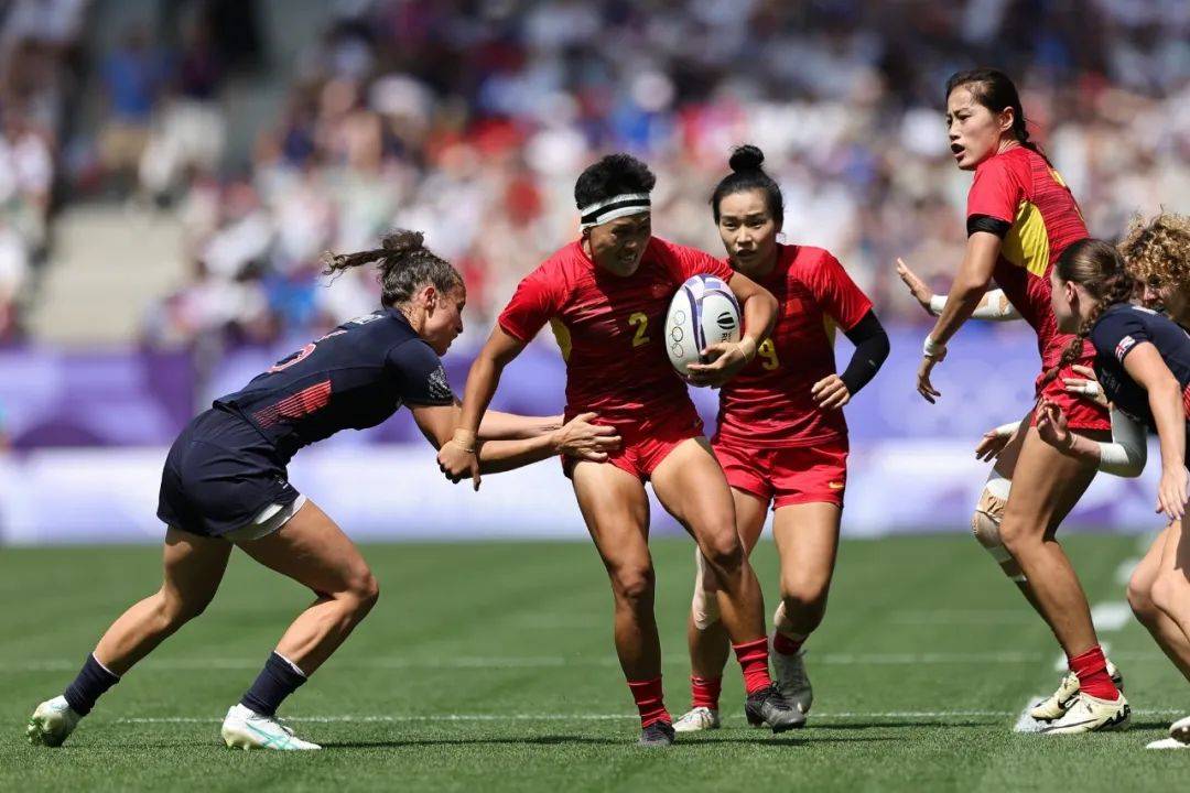 橄榄球选手刷新世界纪录,震撼全场的简单介绍 橄榄球选手刷新世界纪录,震撼全场的简单介绍