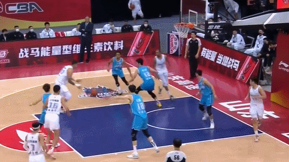 包含深圳队轻取爵士，陶汉林高光表现的词条