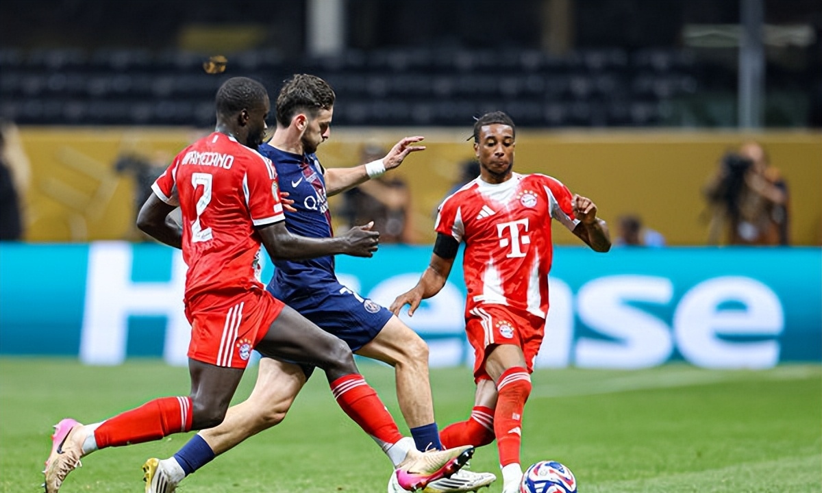 多特蒙德力克拜仁,阿什拉夫扛起全队 多特蒙德力克拜仁,阿什拉夫扛起全队